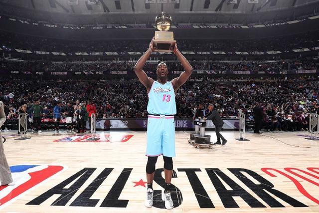 时隔6年又有中国球员进NBA 上一位是火箭周琦